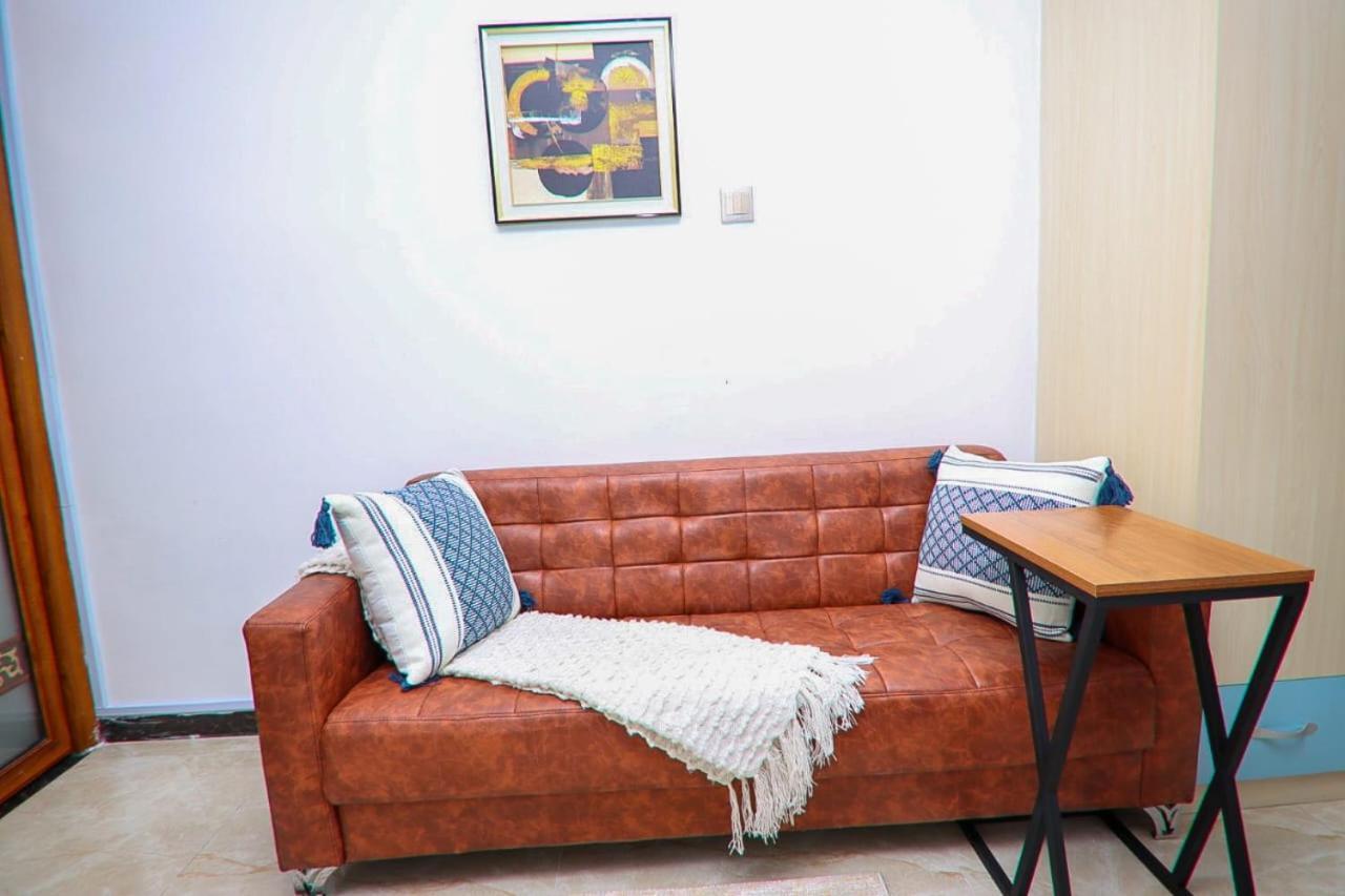 Spacious Modern In Kilimani Apartment Nairobi