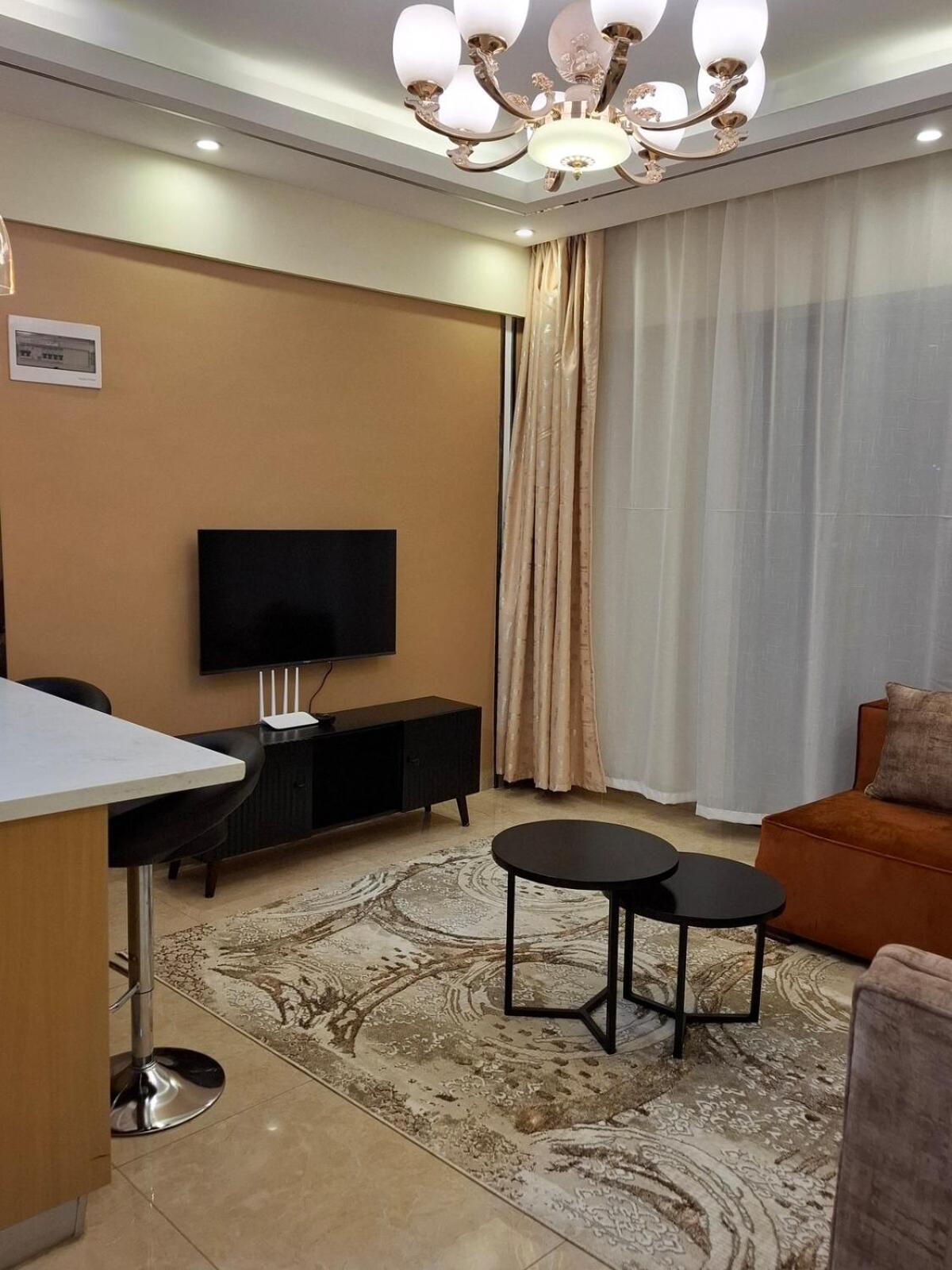 1 Bedroom, Perfect For Business Travelers, 3-tos, Enzi Heights Apartments, Nextgen Mall
