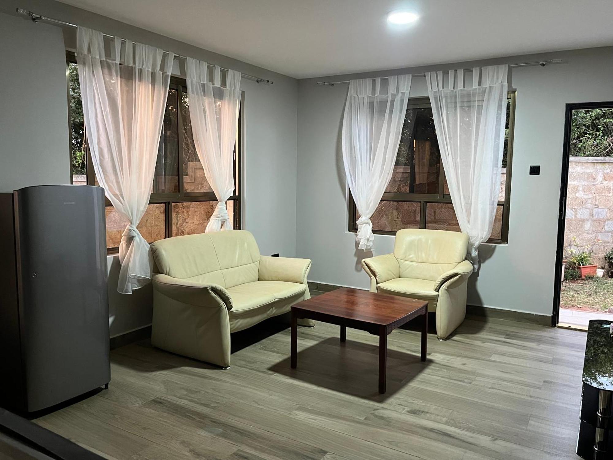 Apartment Serene Sojourners