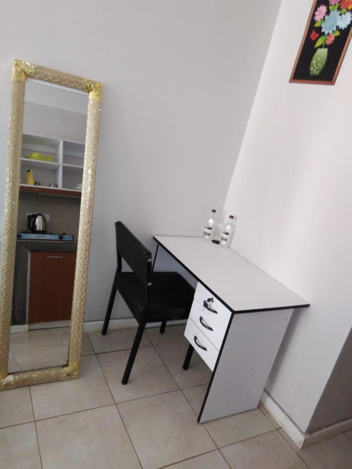 Lovely With A Pool Apartment *