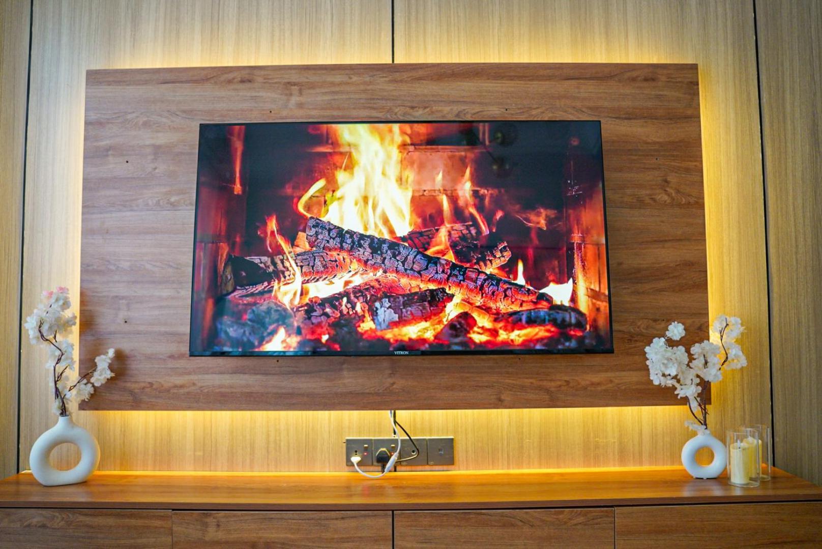 1Br Apartment - Heated Pool - Rooftop - Gym - Free Parking - Netflix - 55 Inch Tv Apartment Nairobi