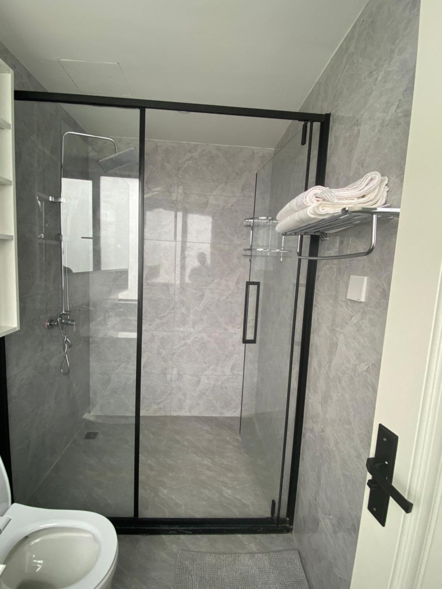 Apartment Alba Garden Luxora Havens Gym Pool Serene *