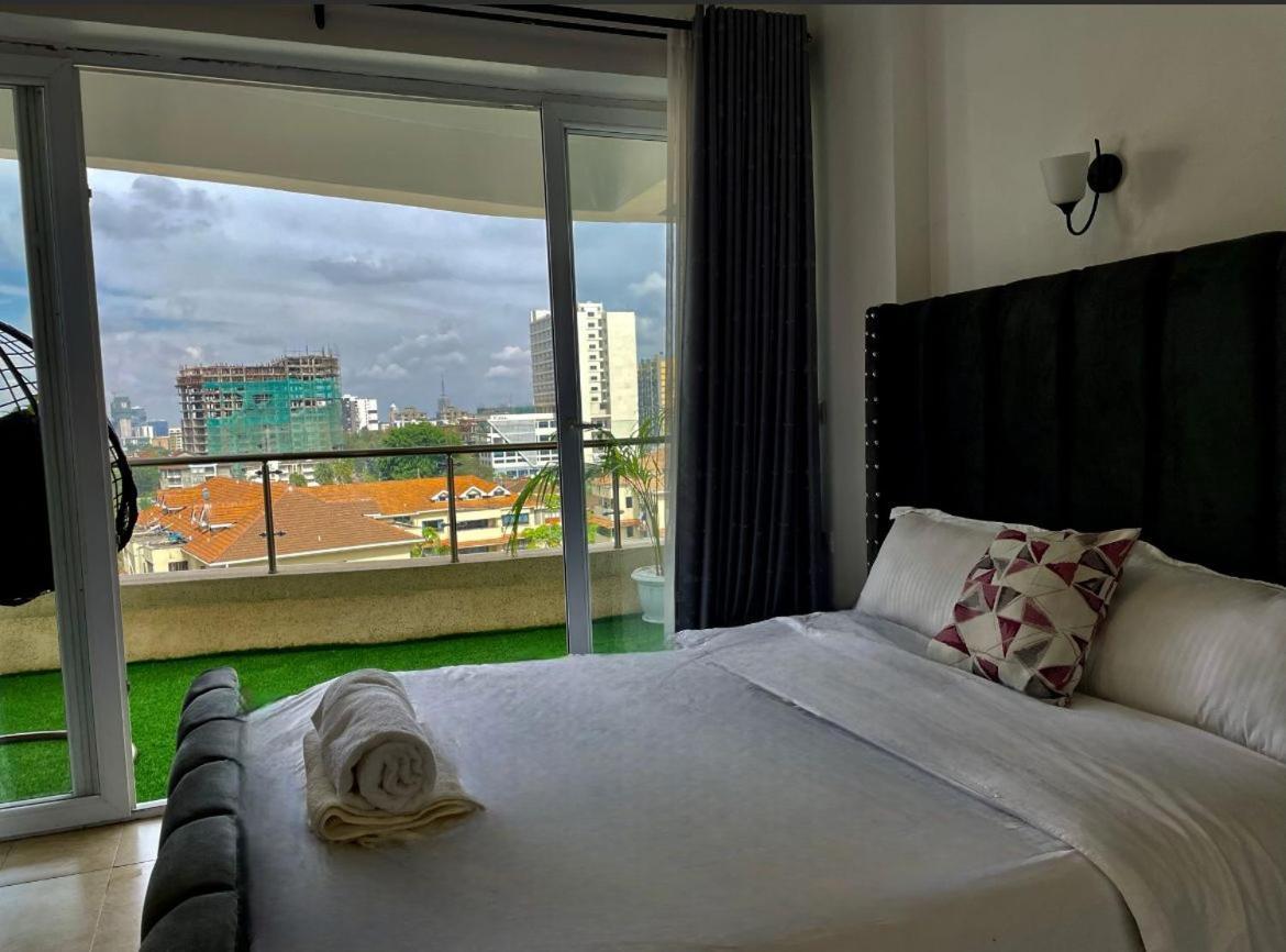 Newly Furnished Two Bedroom With Swimming Pool, Fully Equipped Gym, Private Parking Space,children Playground And Unbeatable Scenic Views Apartment Nairobi