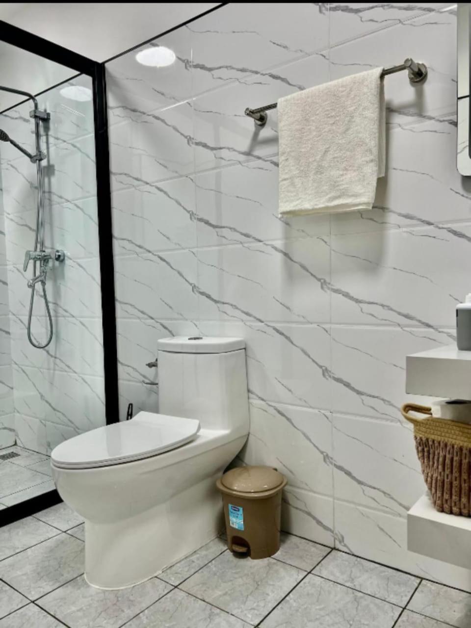 Voyage Ease One Bedroom Near Jkia Sgr Apartment