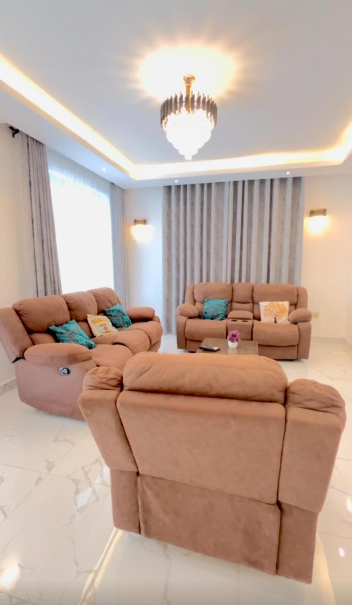 Victoria Homes *