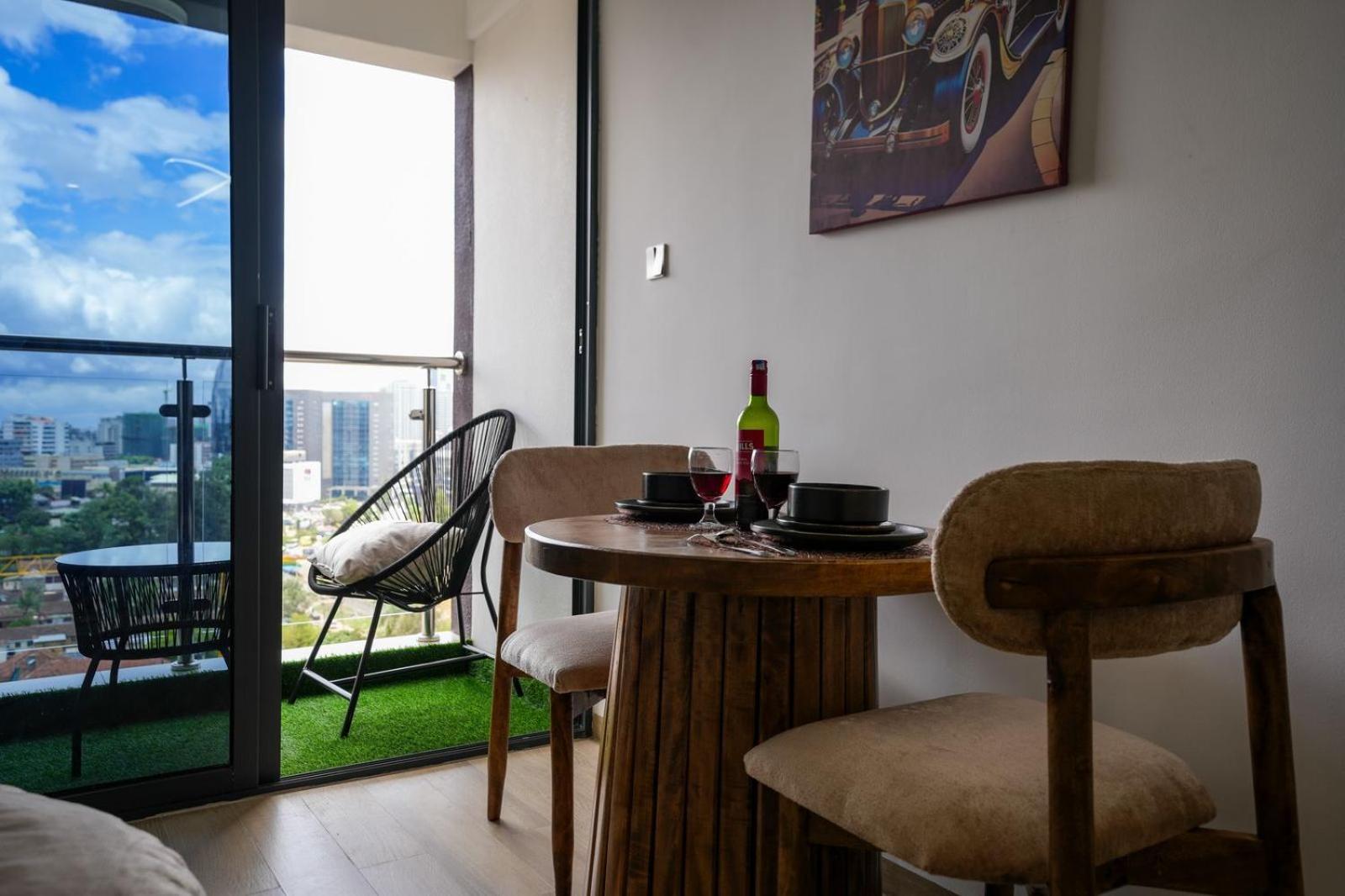 Rooftop Pool, Gym And Stunning Views Apartment