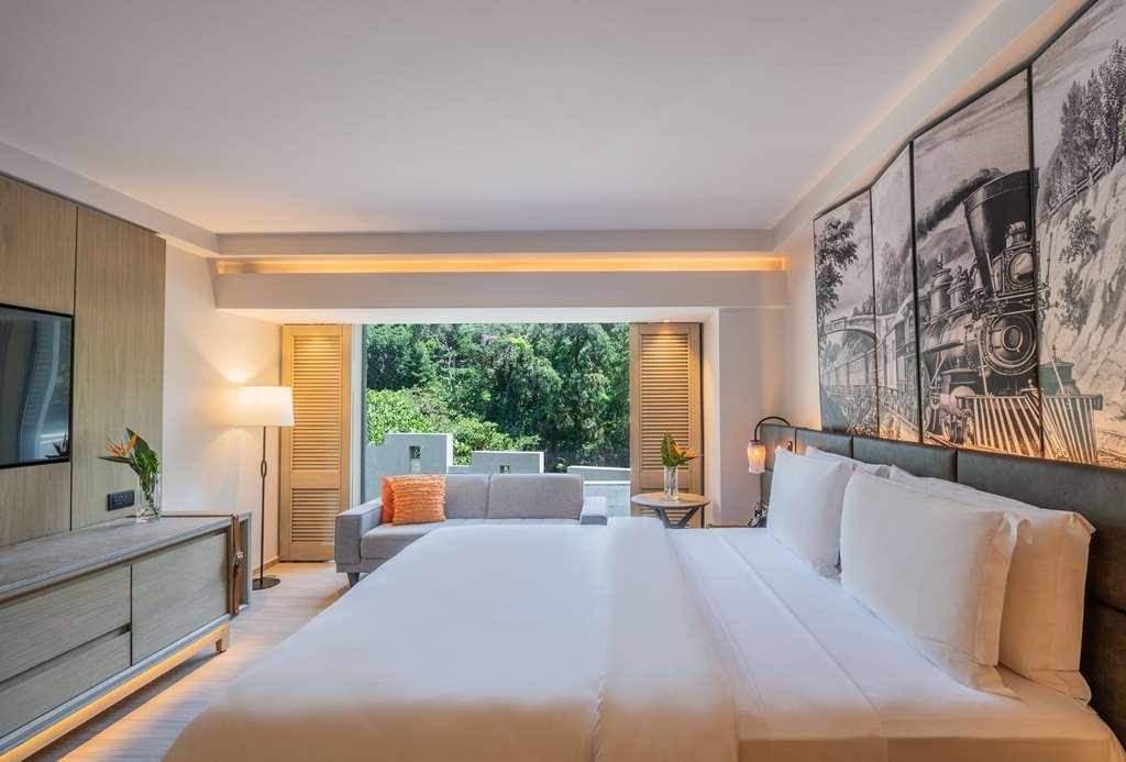 Kwetu Curio Collection By Hilton *