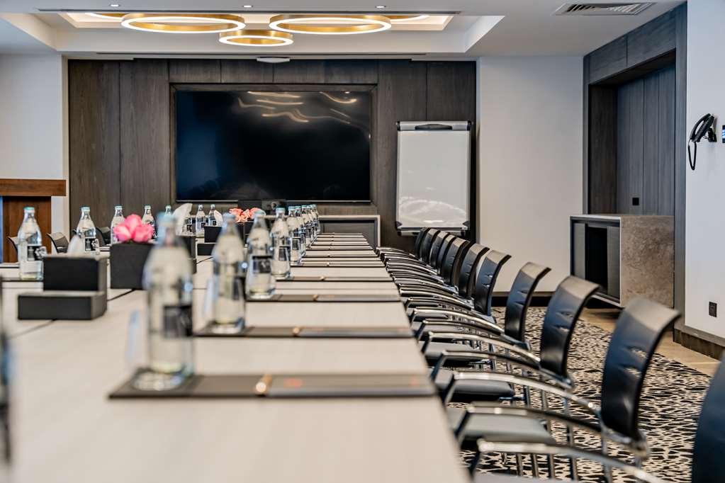 Hotel Kwetu Curio Collection By Hilton Nairobi
