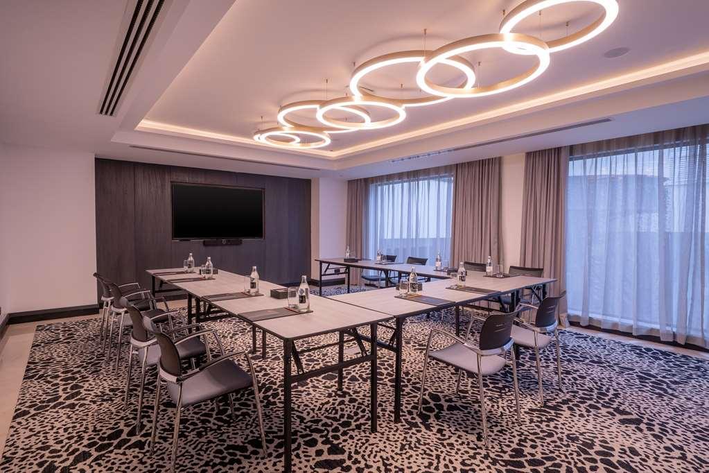 Kwetu Curio Collection By Hilton Hotel *