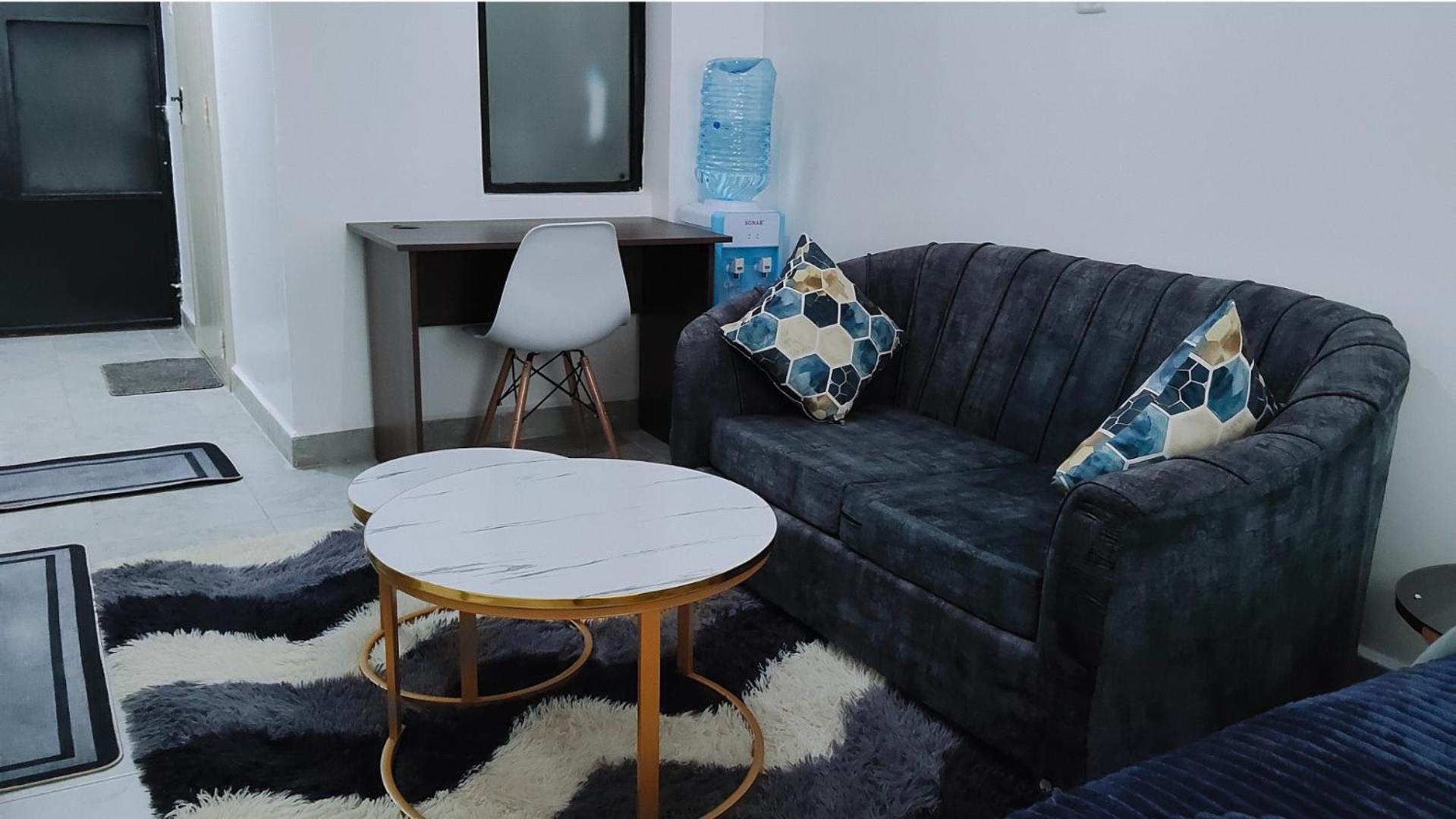 Airnb Apartment *