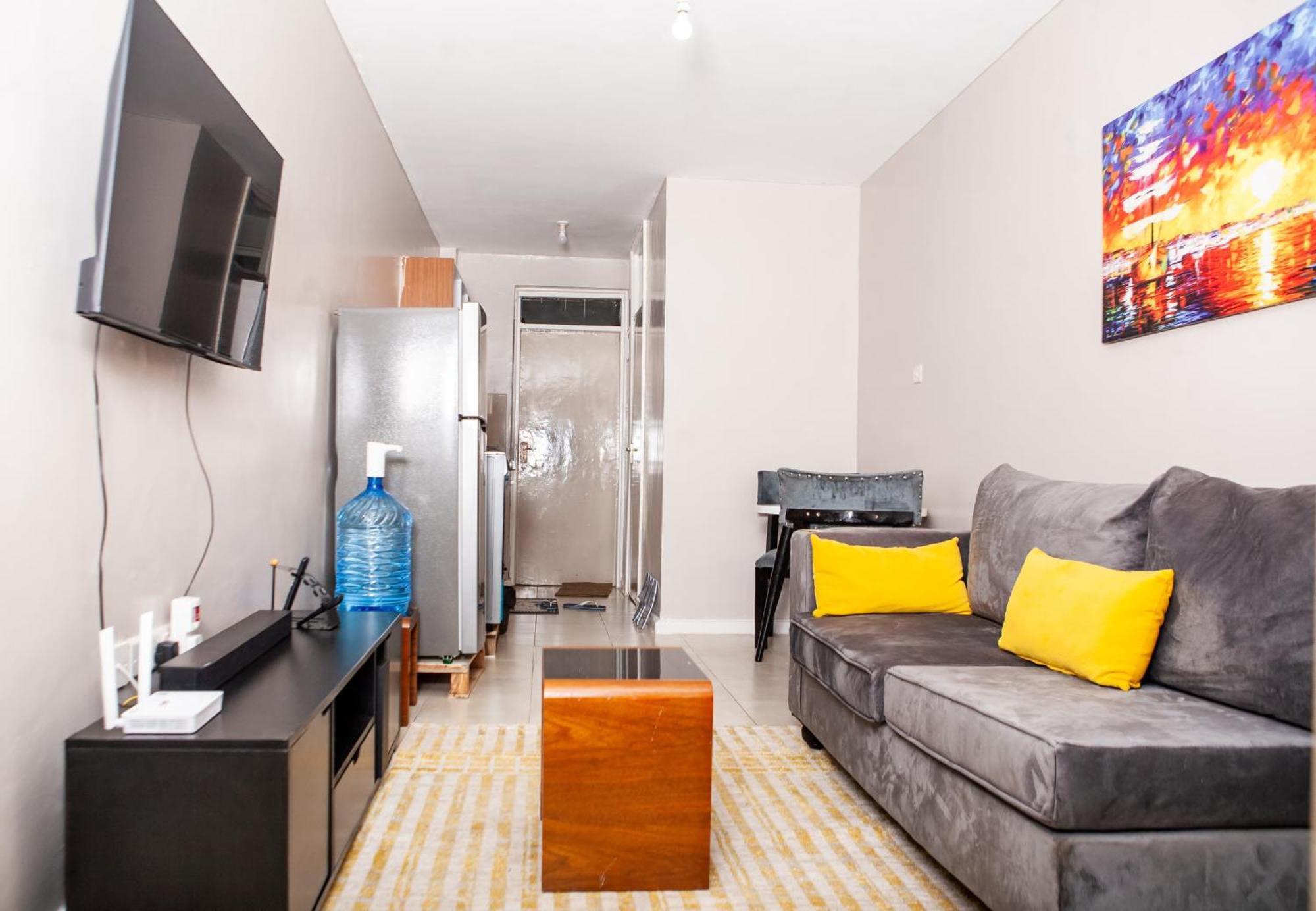 Bigger With Private Pool Resturant And A Minimart On Site Security In Kiambu Road * Nairobi