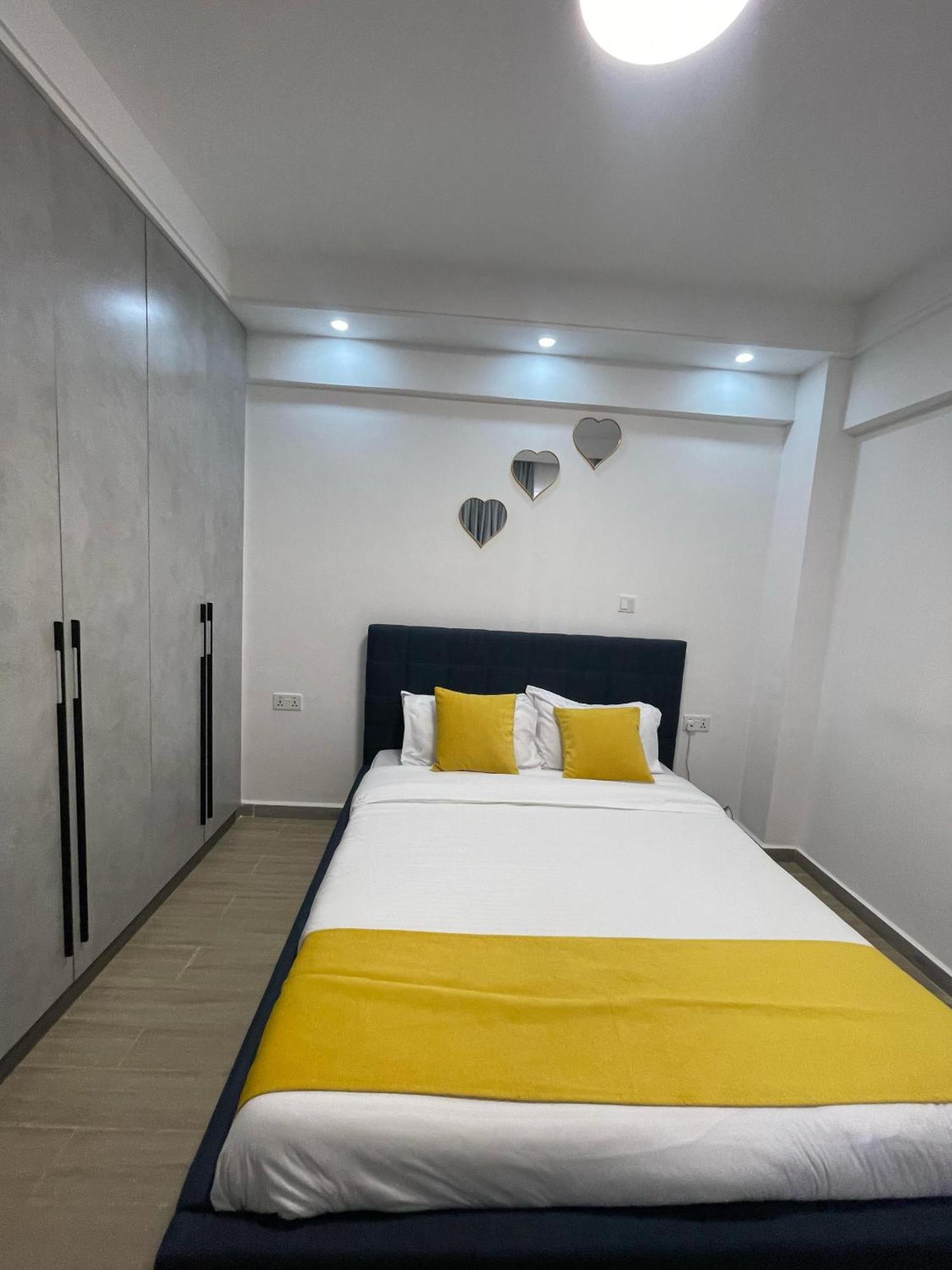 Modern Furnished 2-bedroom