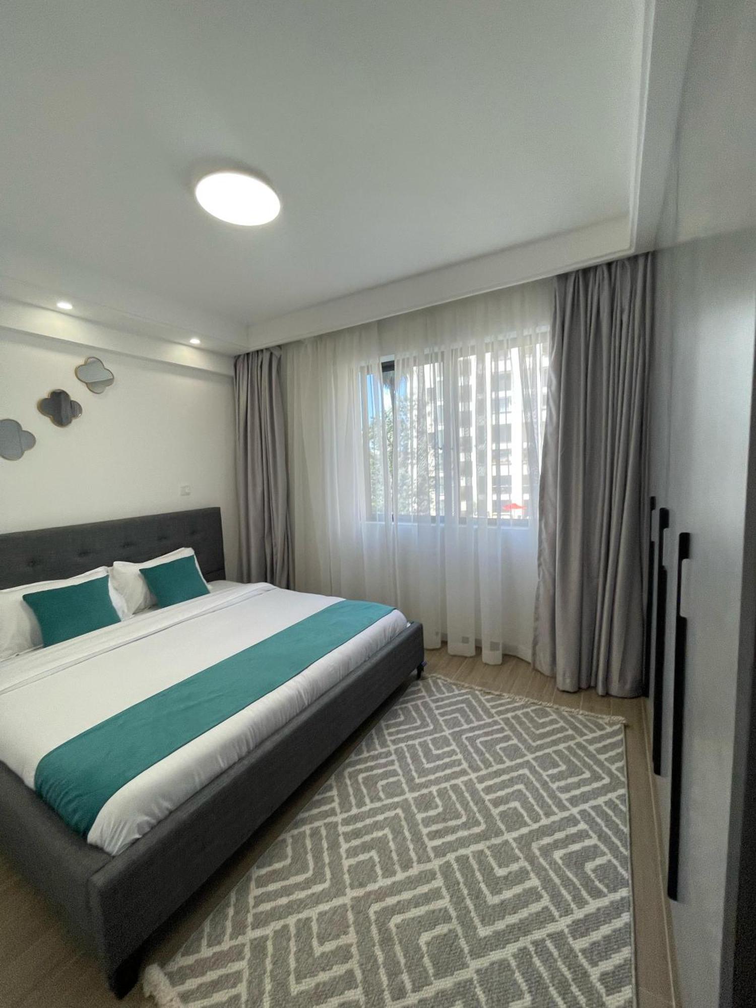Modern Furnished 2-bedroom Apartment