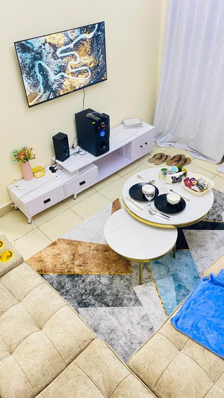 The Luxe Corner * Nairobi