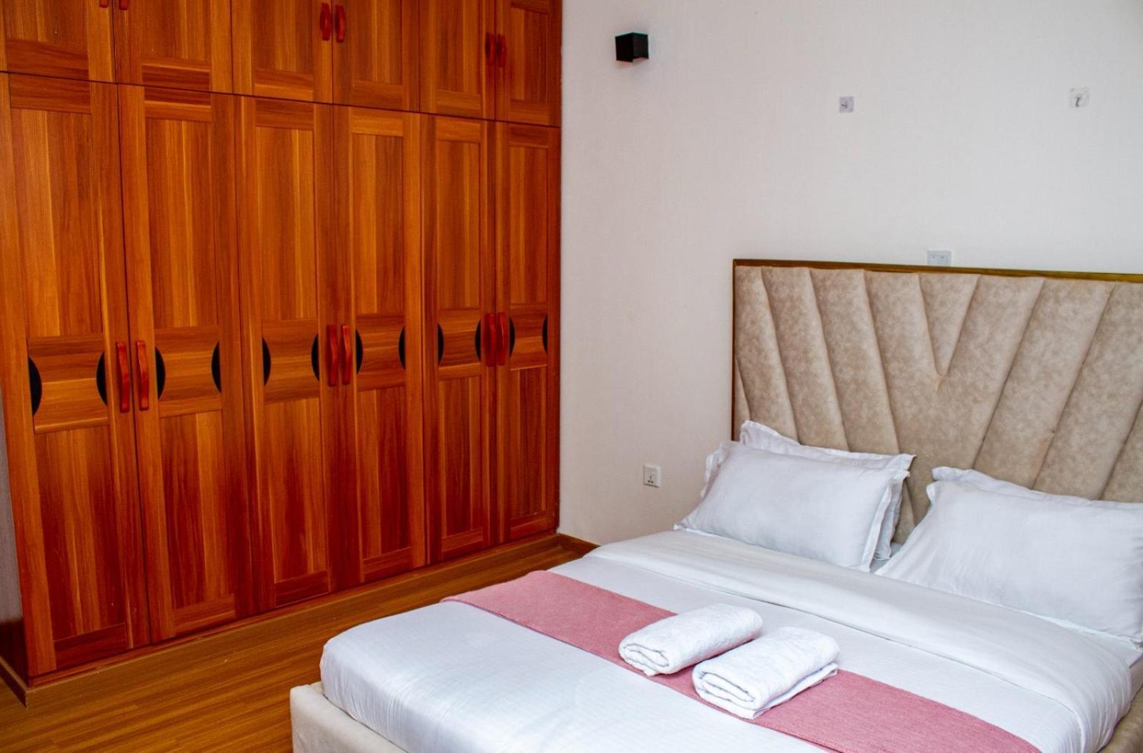 Comfy Two Bedrooms At Kileleshwa * Nairobi