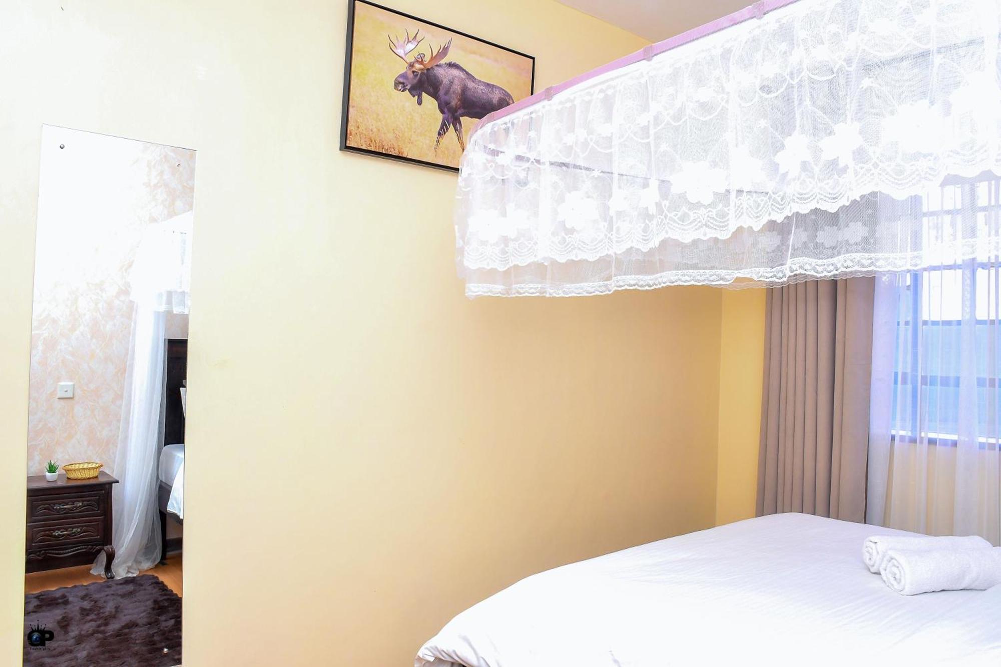 Apartment 1br Apartment, Imara Daima, Fast Wi-fi, Near Jkia, Sgr & Cbd *
