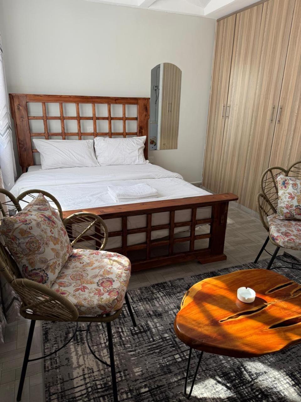 Spoonbill Hommes Apartment *