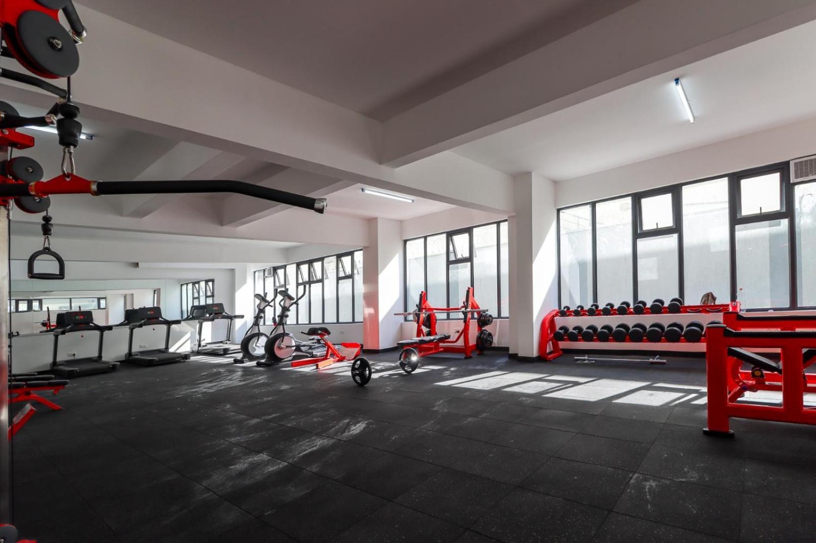 Executive Living Two Bedroom With Fully Equipped Gym Heated Swimming Pool Private Parking Space, Child Playground Area And Amazing Scenic Views Apartment *
