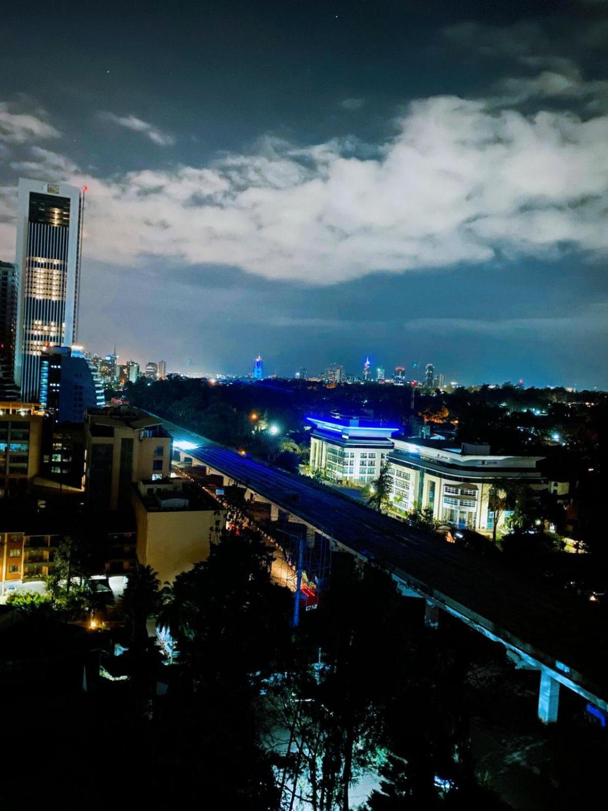 Apartment Urban Vibes Getaways - Premium Westlands With Luxury Amenities