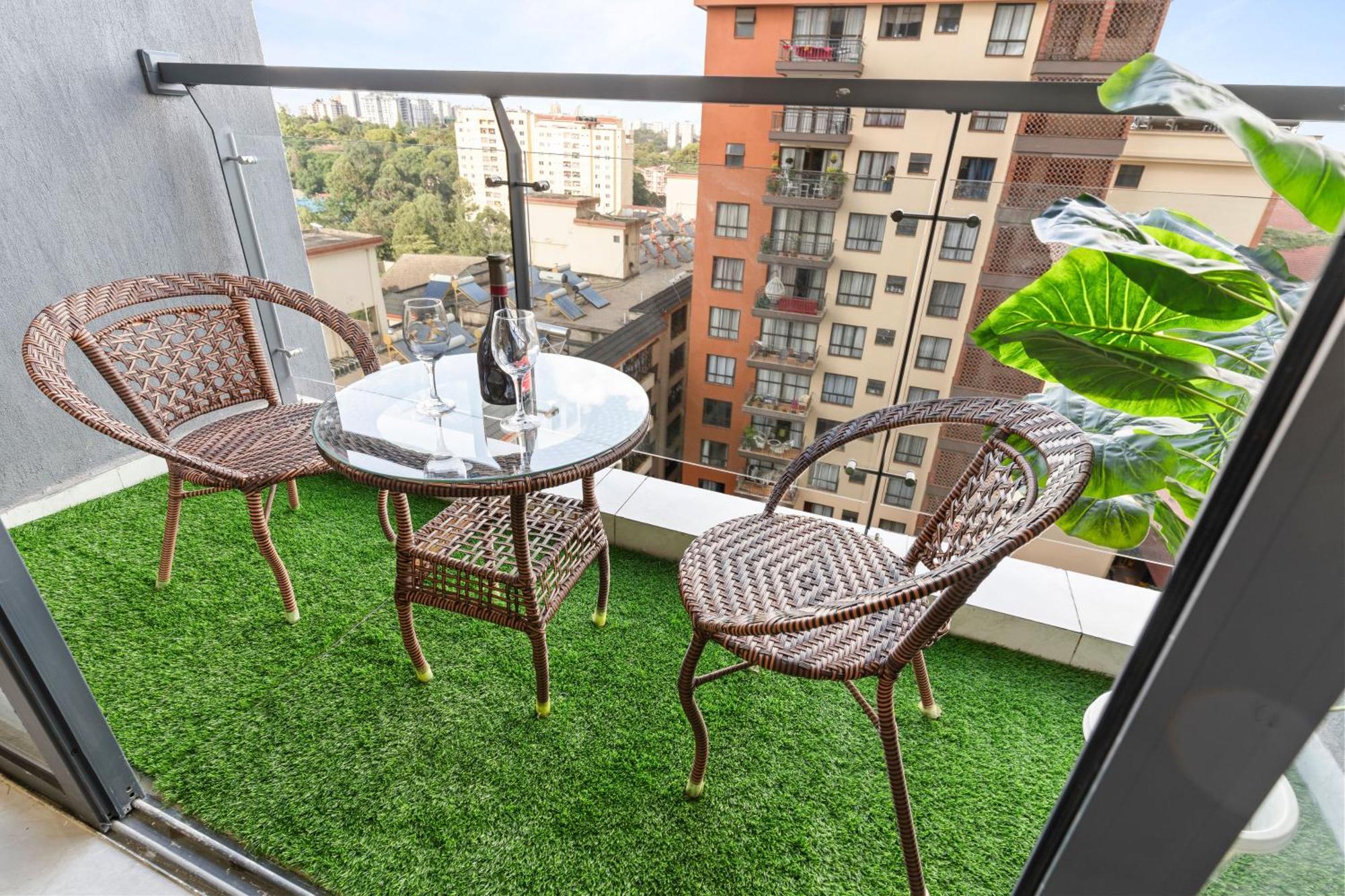 Safari Escape Near Junction Mall * Nairobi