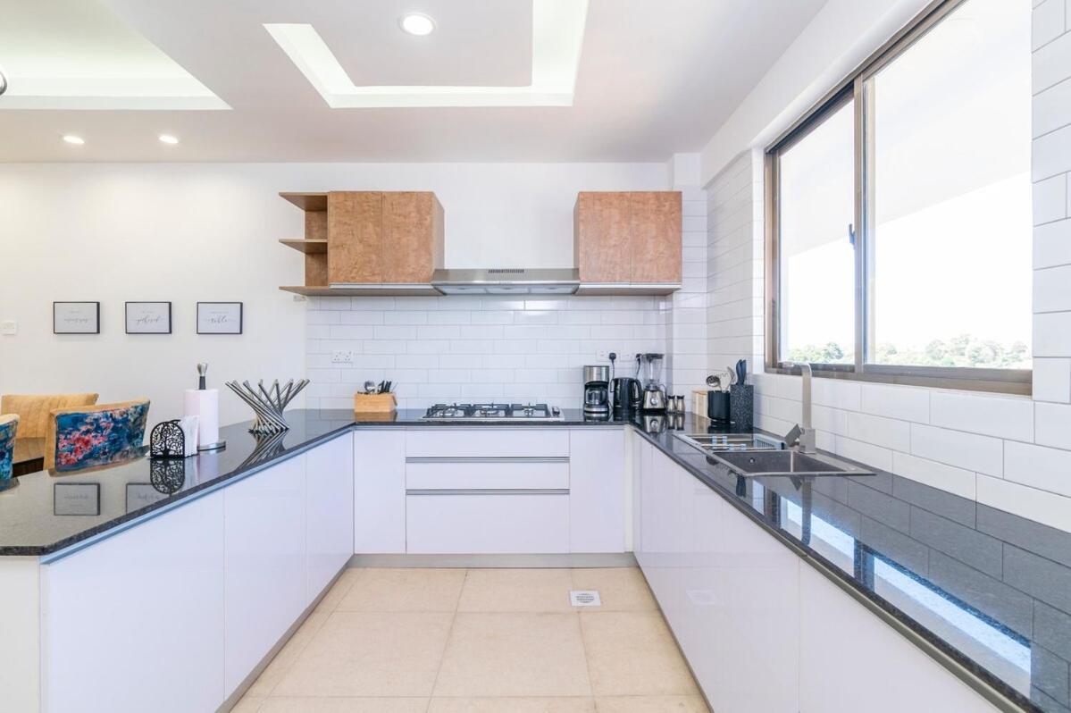 Sweet Apartment *