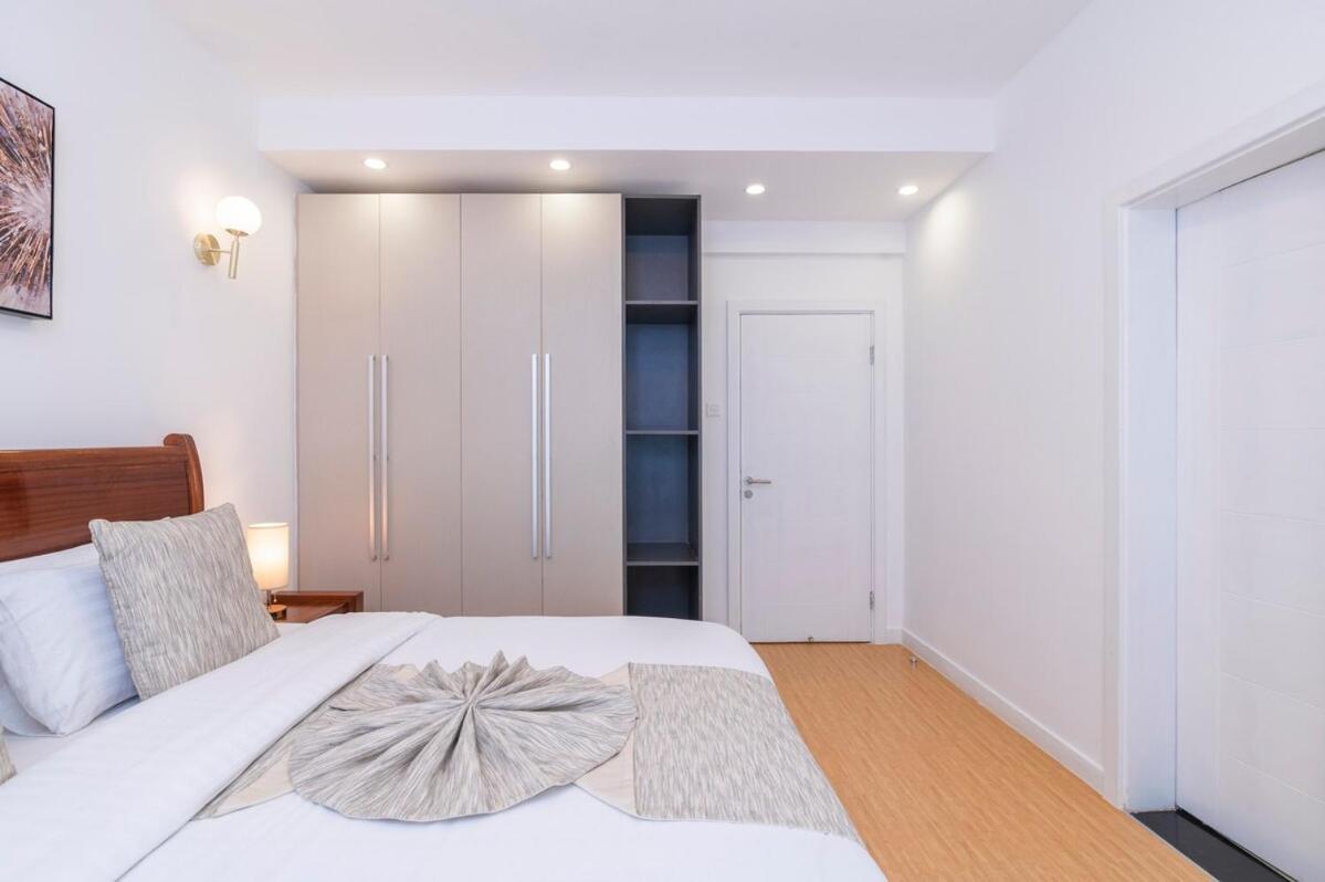 Apartment Sweet *