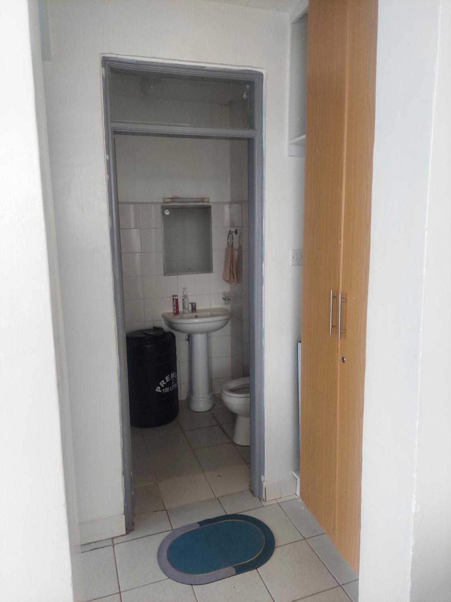Cosy One Bedroom With A Swimming Pool Nairobi