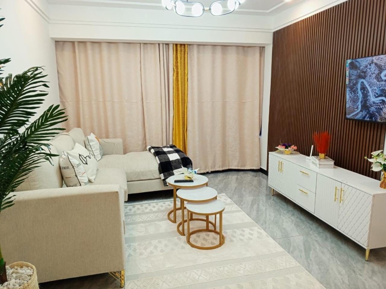 Executive Beautifully Furnished With Modern Finishings,swimming Pool,fully Equipped Gym And Other Luxurious Facilities And Close Proximity To Major Shopping Malls In Kilimani Nairobi