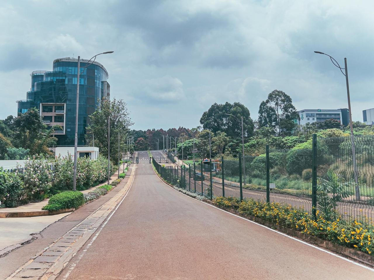 Envoy's Luxe Sanctuary With Full Power Backup * Nairobi