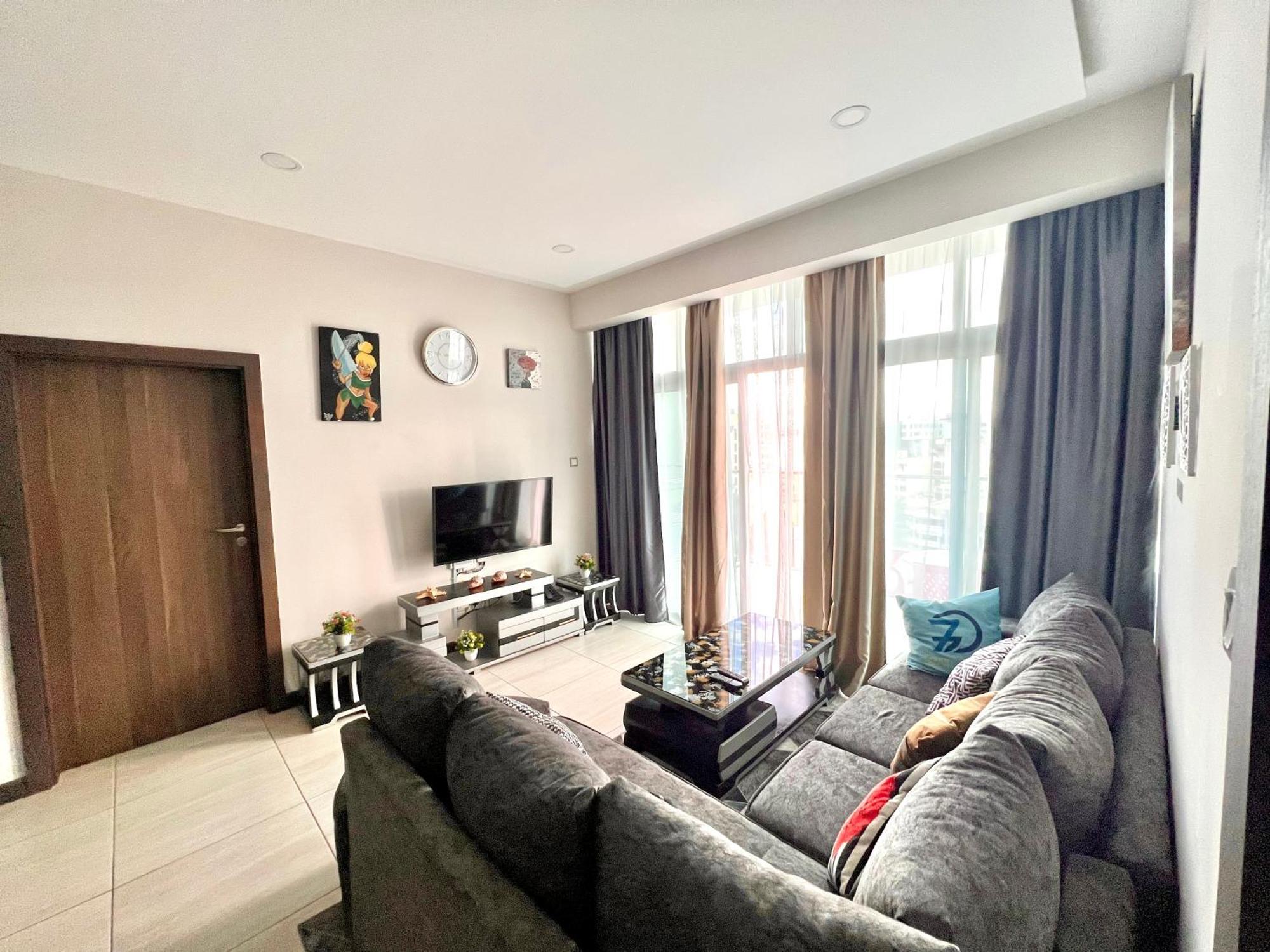 Aparthotel Lovely 2-bedroom Serviced With Pool And Wi-fi At Skynest