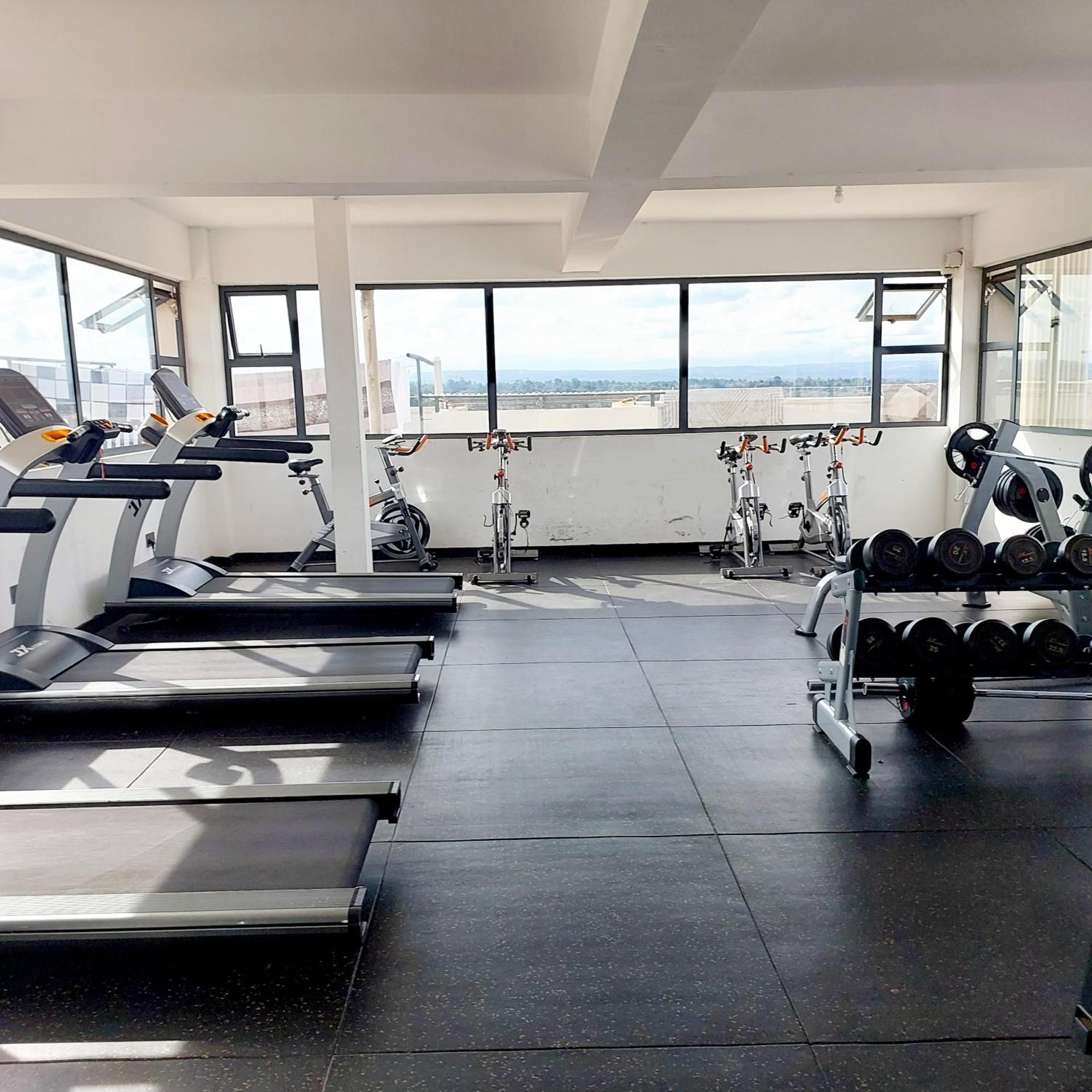 Serene Views & Balcony Kileleshwa Apartamento