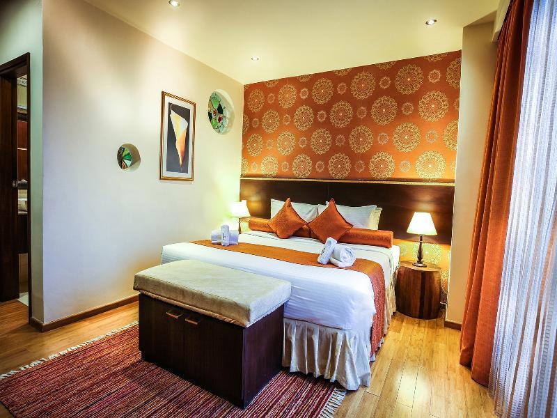 The Monarch Hotel