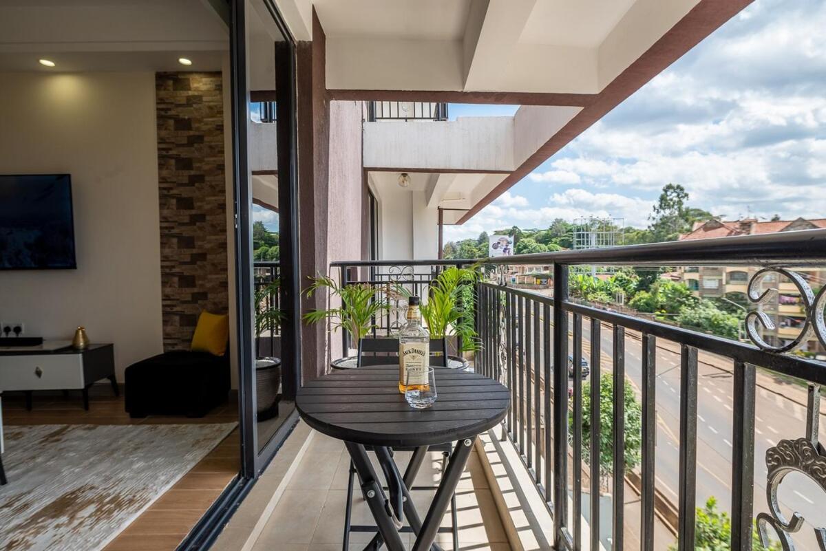 The Royale In Kileleshwa Near Yaya Centre Apartment