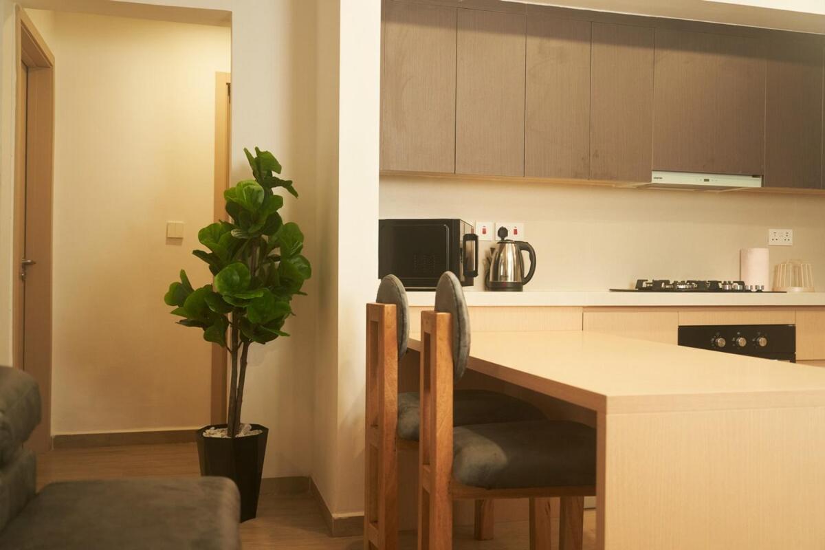 Hotel-style In *