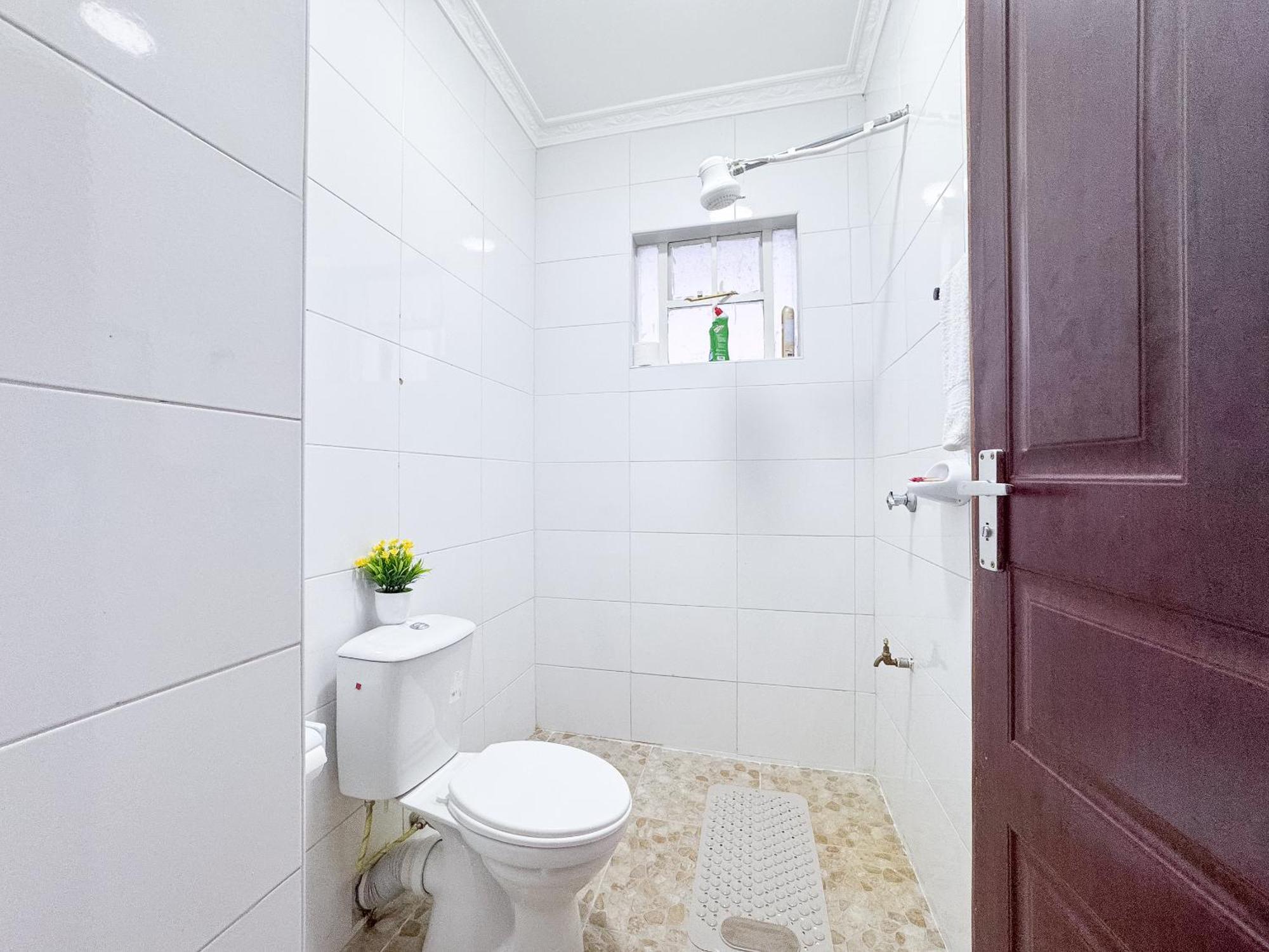 White House Lakz Homes * Nairobi