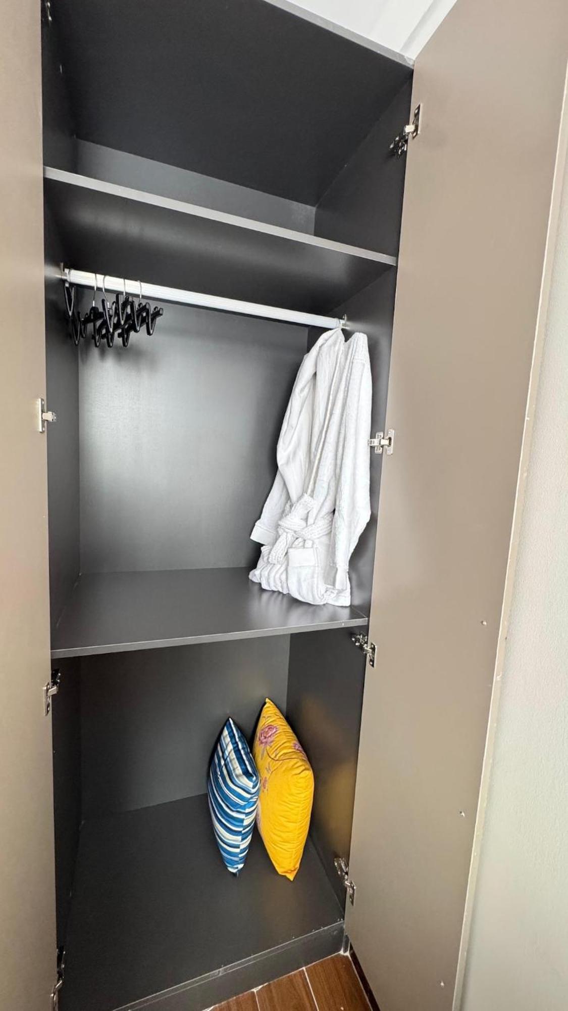 Modern Luxury 1br In Kilimani Wifi,netflix,free Packing