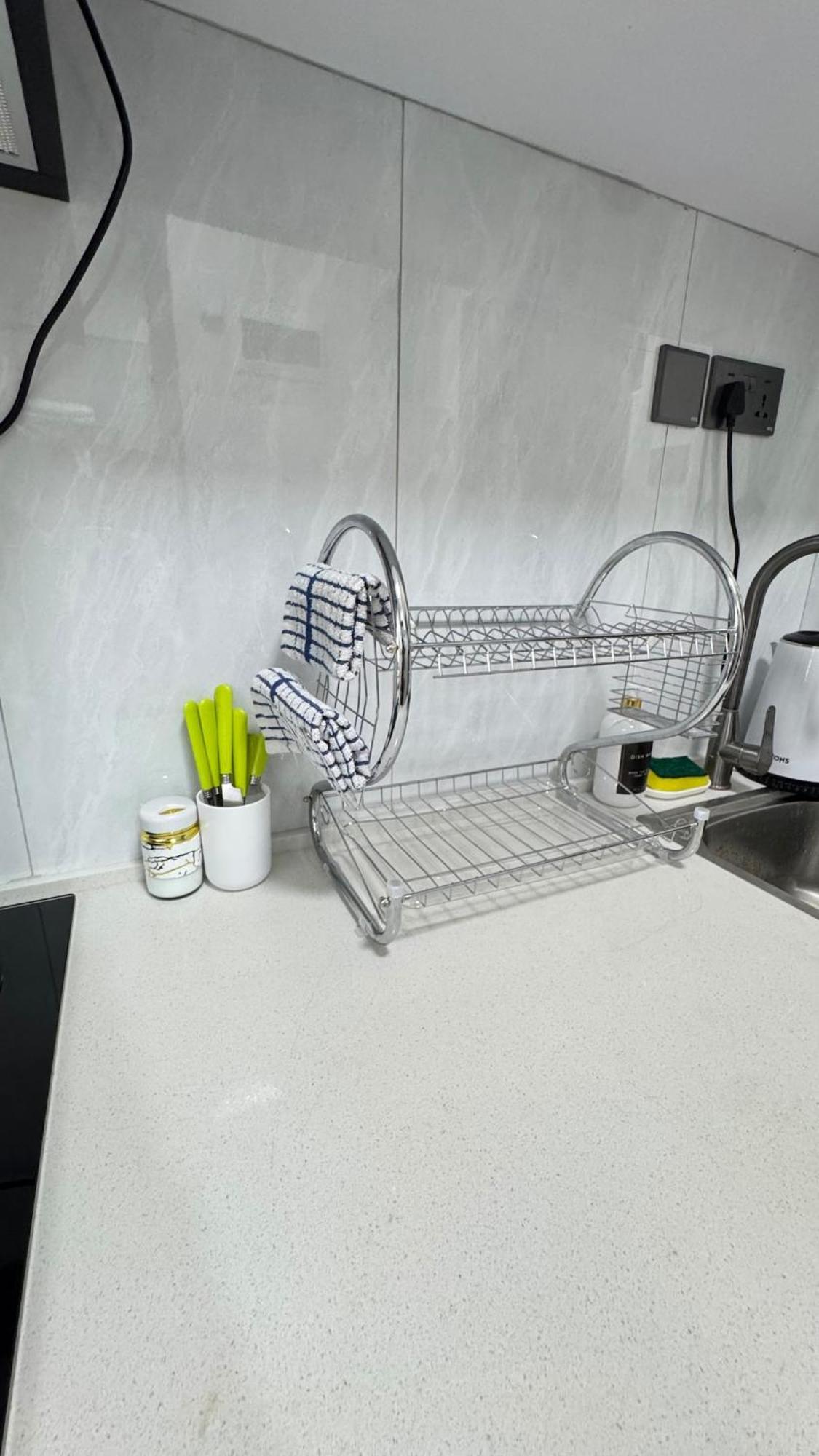 Modern Luxury 1br In Kilimani Wifi,netflix,free Packing Apartment Nairobi