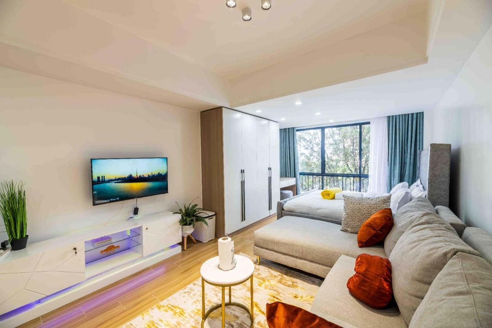 Elegantly Furnished With Swimming Pool ,gym And Breathtaking Views
