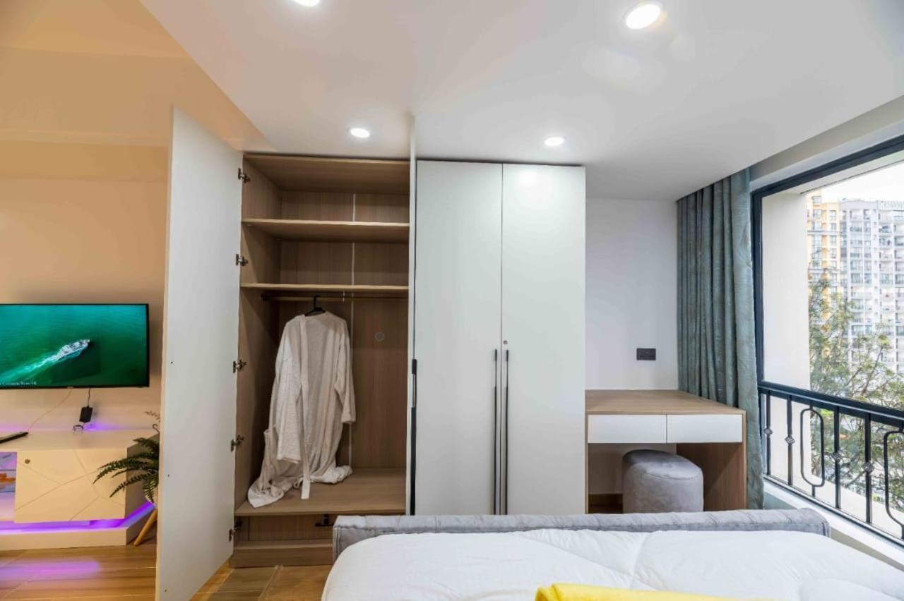 Elegantly Furnished With Swimming Pool ,gym And Breathtaking Views Nairobi
