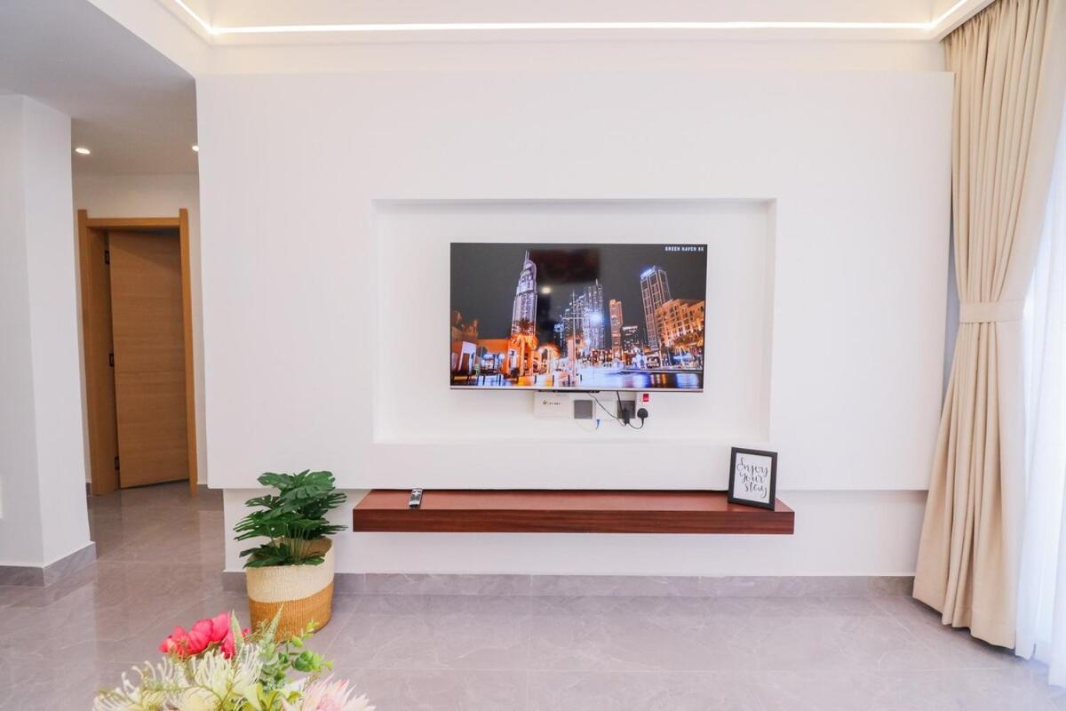 Exquisite 1bedroom At Riara One Residency Apartment,lavington Area With Heated Pool, Gym, Malls Kids Play Area,top Views,near Cbd Apartment Nairobi