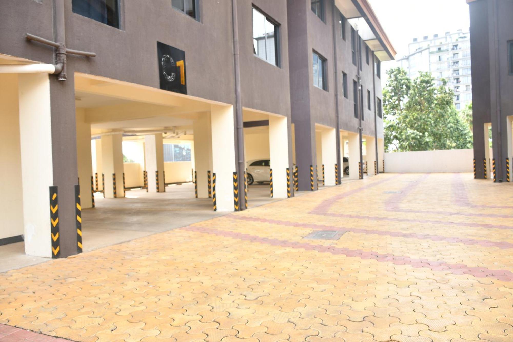 Siaya Park *