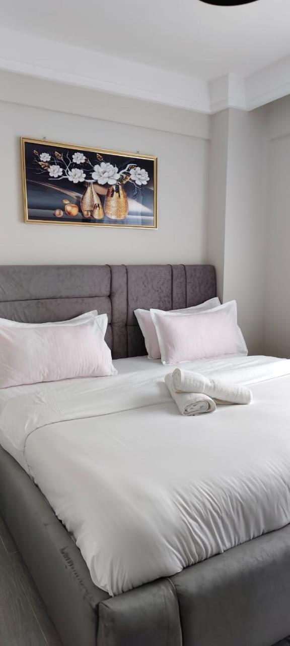 Sasha Spaces - Kilimani 2 Bedroom Apartment *