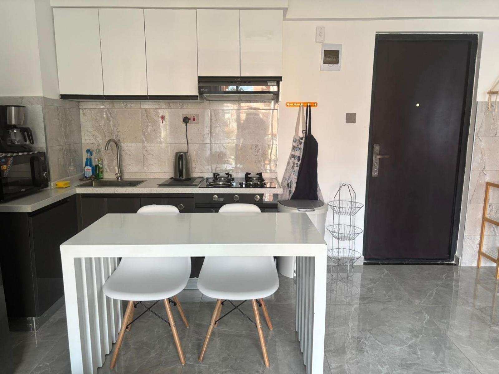 Oasis Gardens, Charming One Bed Apartment *