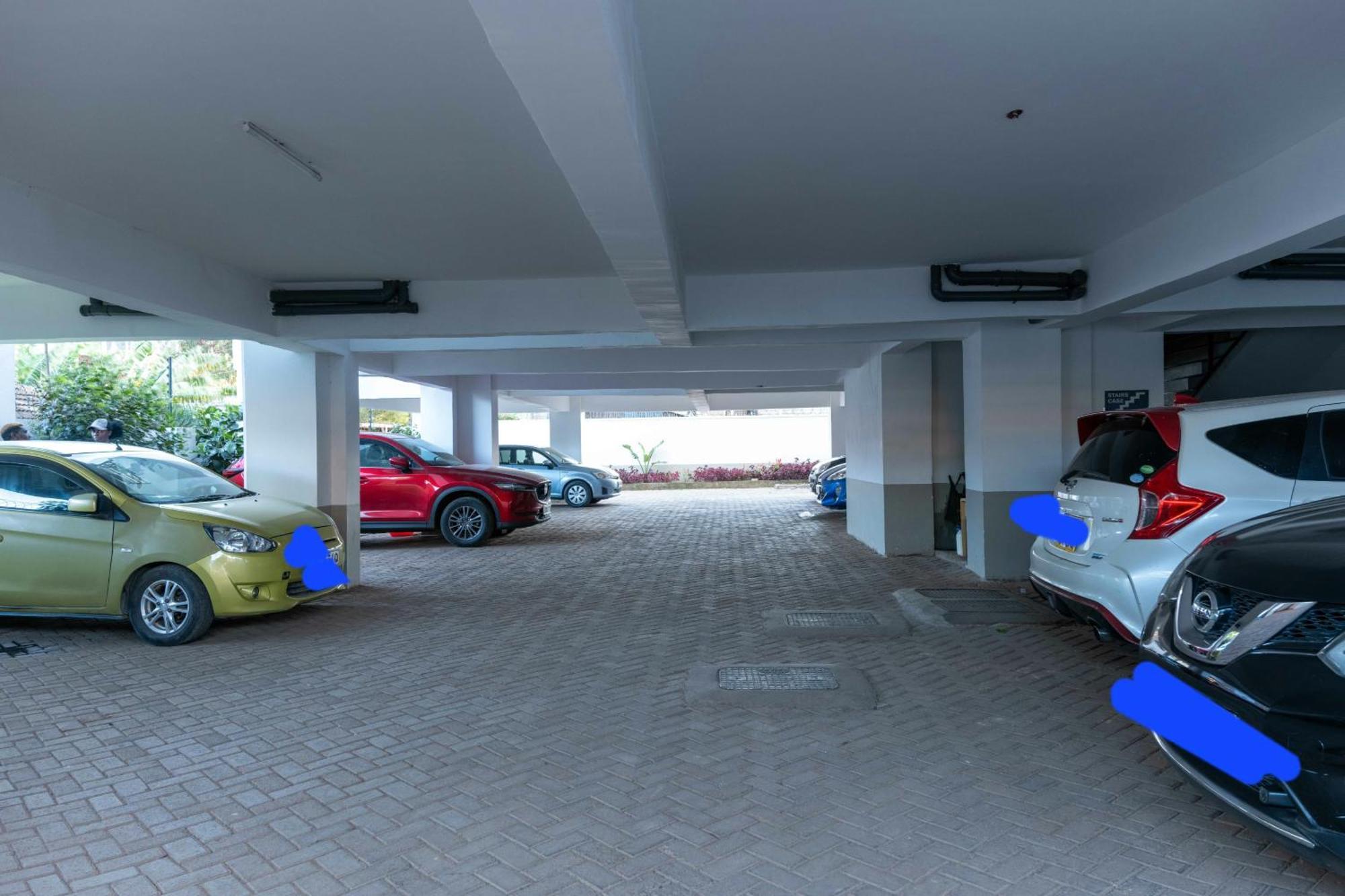 Tariqs Spaces * Nairobi