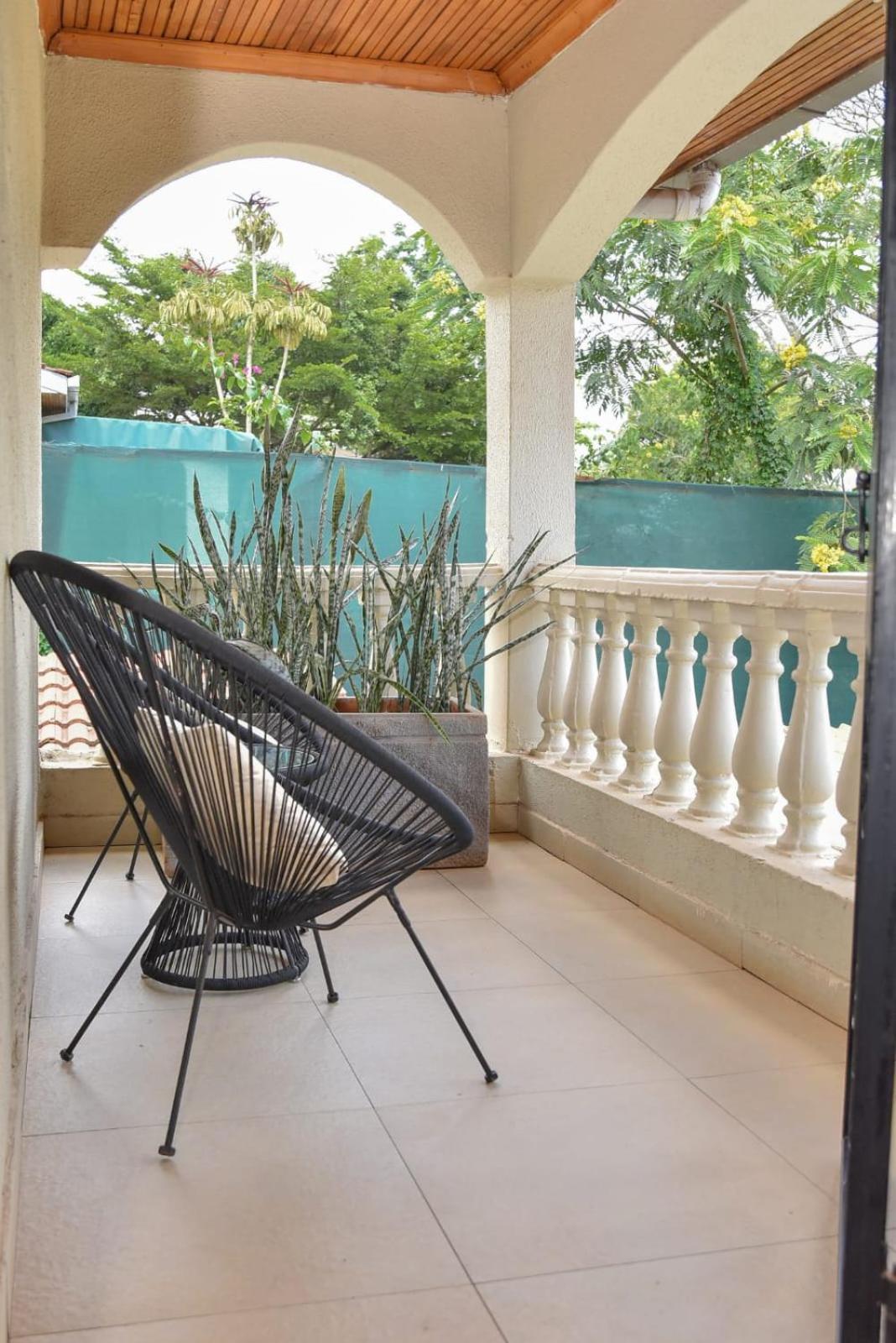 Hotel Cozy Stead Nairobi