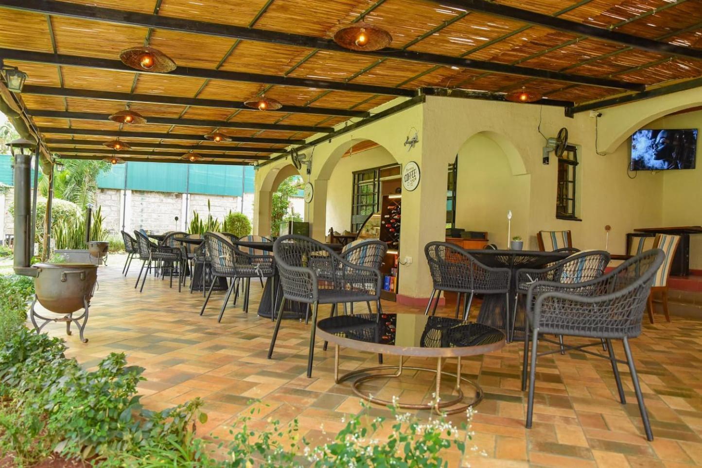 Cozy Stead Hotel