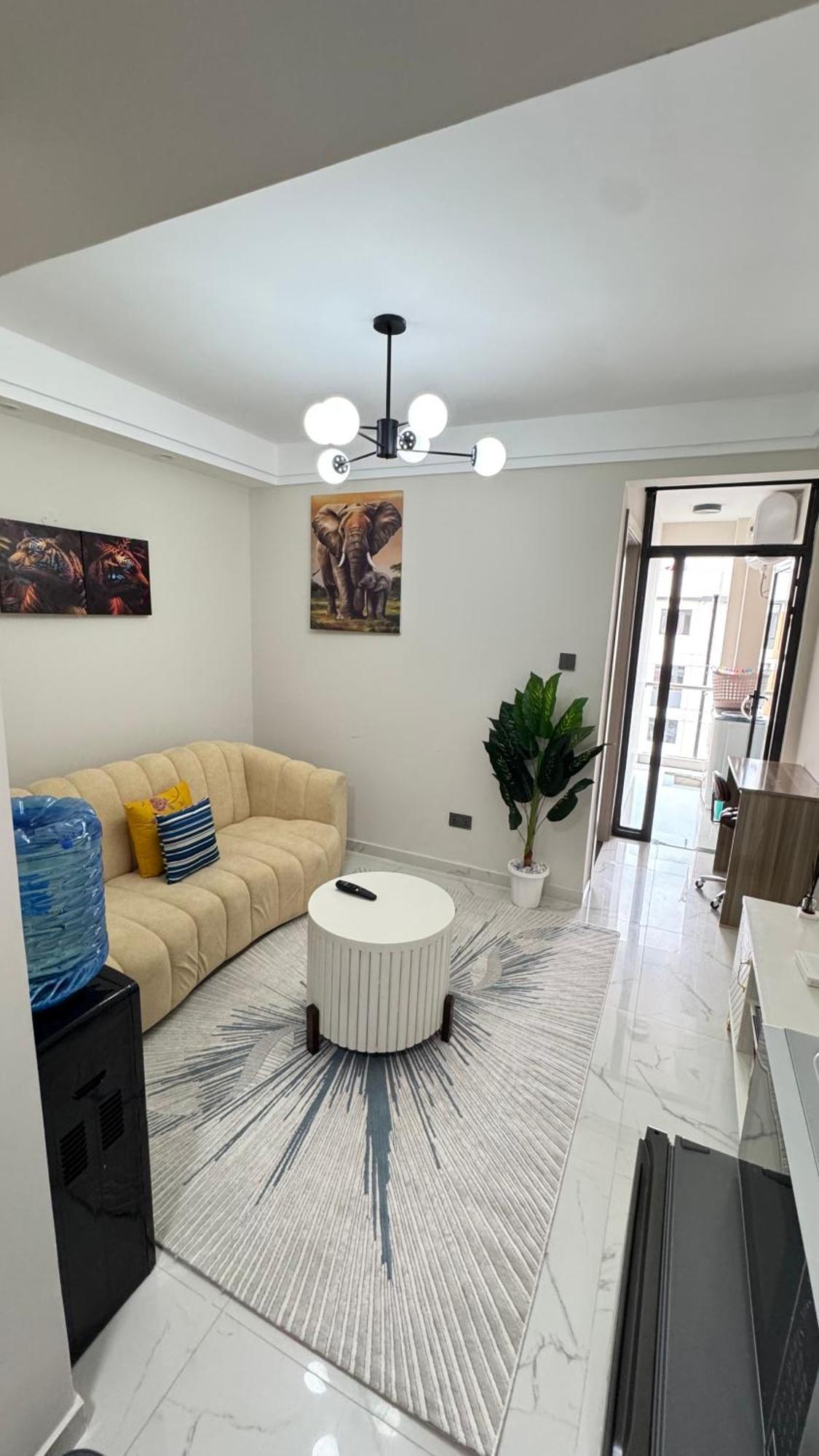 Apartment Modern Luxury 1br In Kilimani Wifi,netflix,free Packing