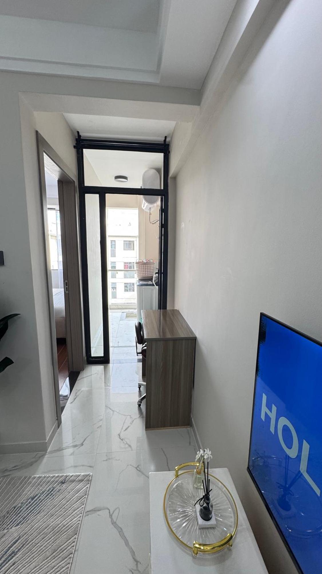 Modern Luxury 1br In Kilimani Wifi,netflix,free Packing