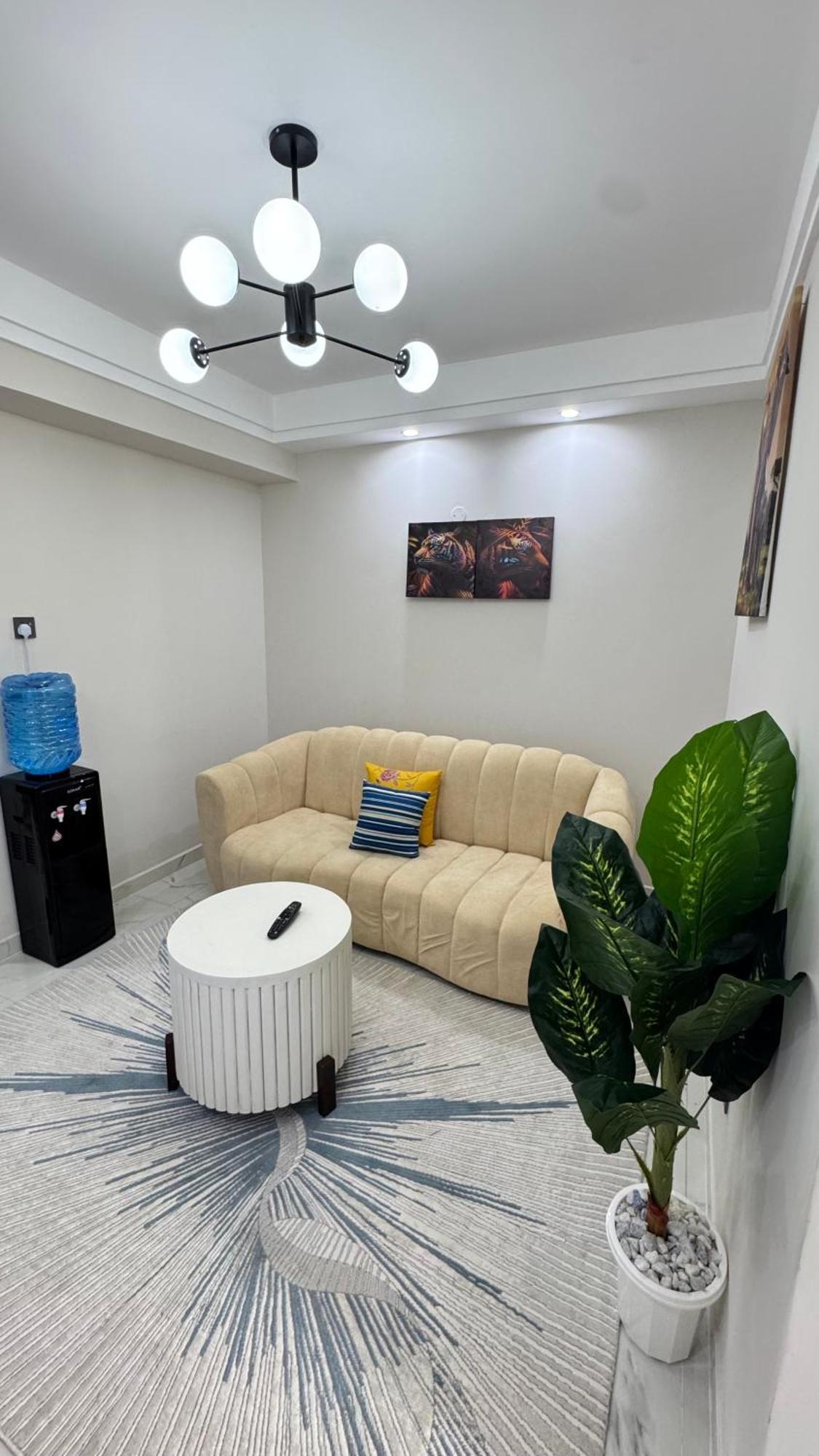 Modern Luxury 1br In Kilimani Wifi,netflix,free Packing