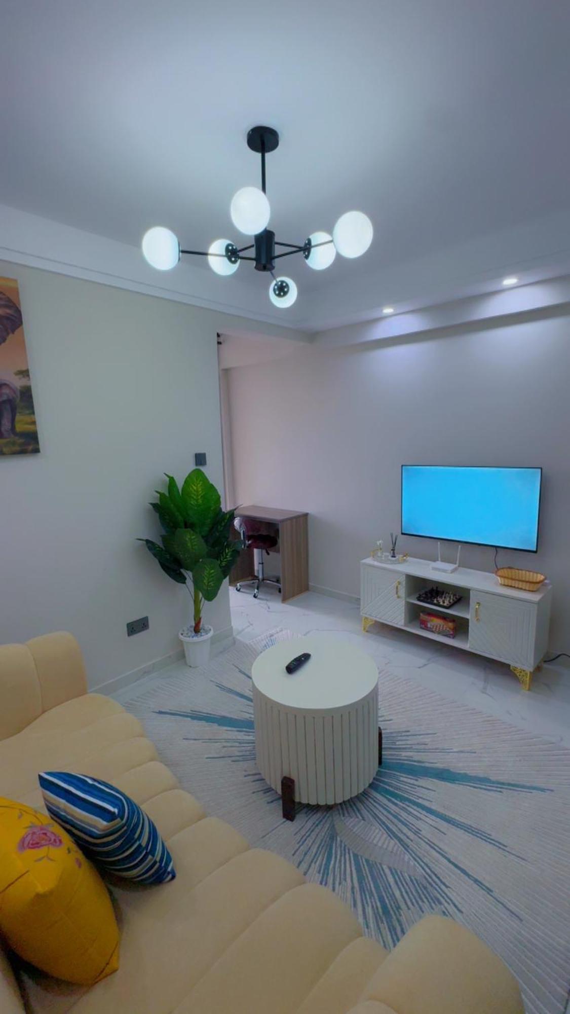 Apartment Modern Luxury 1br In Kilimani Wifi,netflix,free Packing
